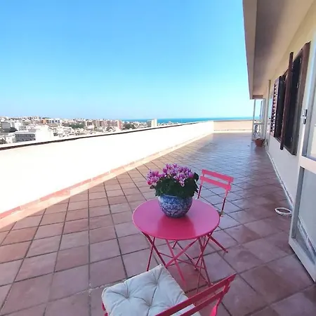Alloggio in famiglia L'attico - Stanza Privata Con Bagno - Teatro Greco Siracusa